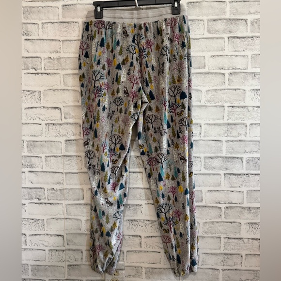 Secret Treasures gray forest critters pajama bottoms super soft Small 4/6 - Picture 2 of 5